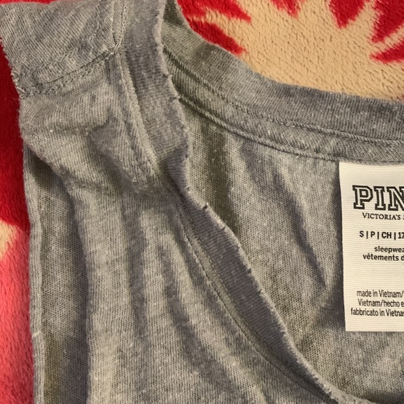 Pink vs - Picture 4 of 9